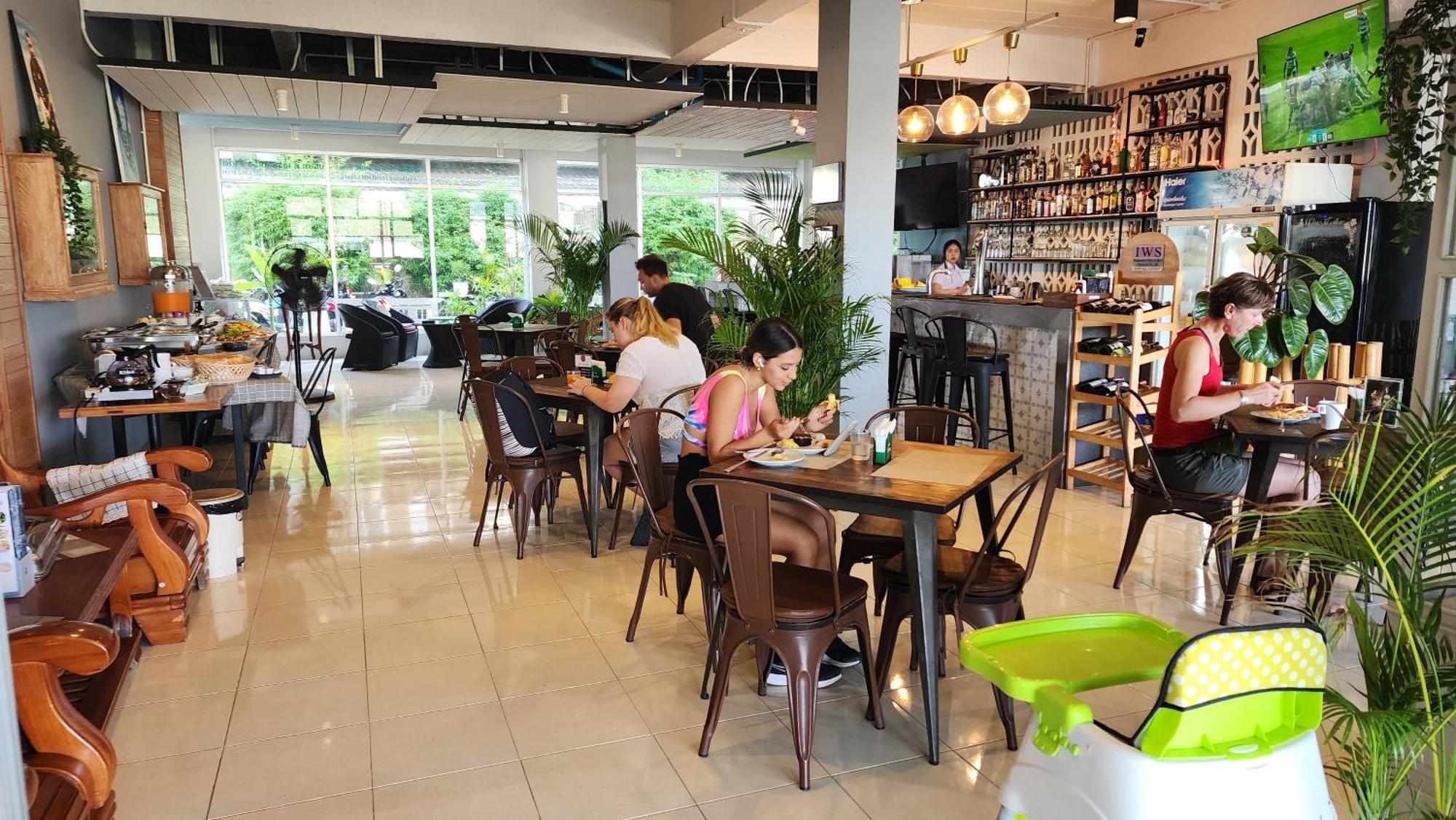 Irest Ao Nang Hostel Buitenkant foto