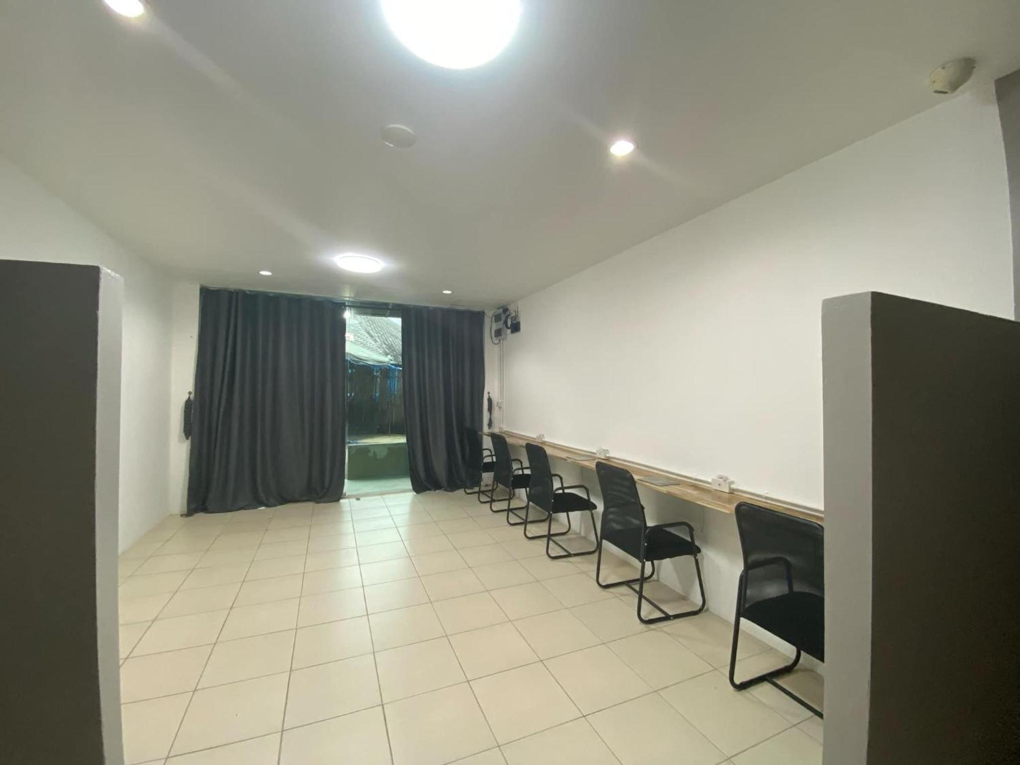 Irest Ao Nang Hostel Buitenkant foto