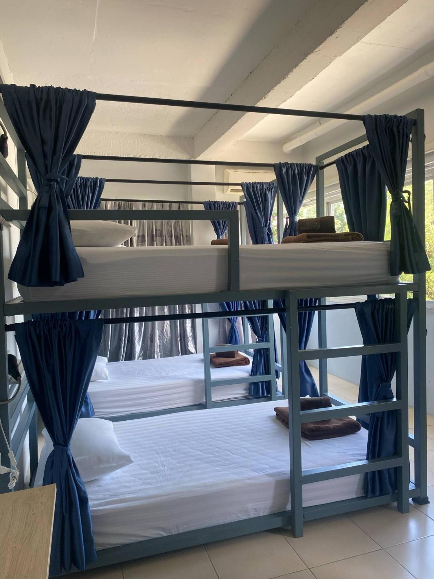 Irest Ao Nang Hostel Buitenkant foto