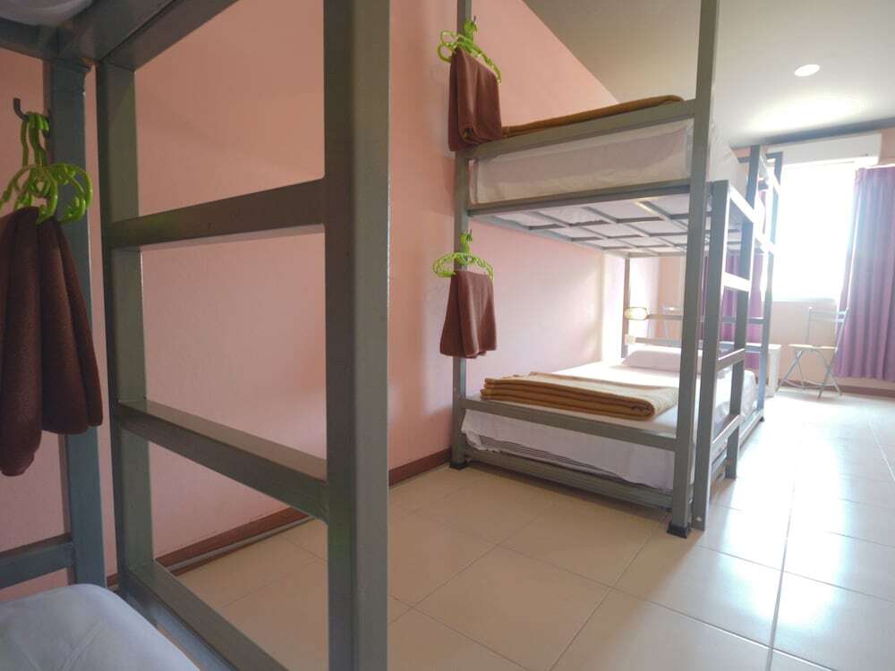 Irest Ao Nang Hostel Buitenkant foto